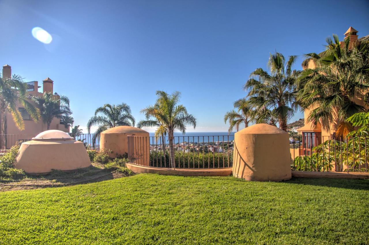 4 Bedroom Holiday Townhouse In Riviera Del Sol With Sea Views Sitio de Calahonda Ngoại thất bức ảnh